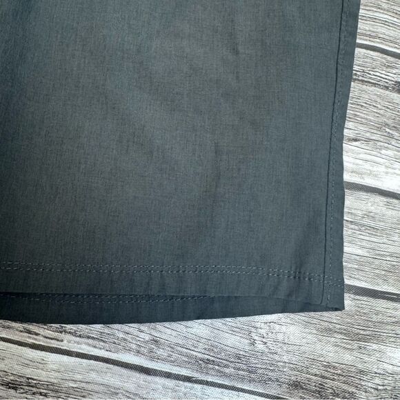 G.H. Bass & Co. Men's Casual Shorts Grey Gray 32 9.5 Inseam Quick Dry Pockets - Picture 6 of 11